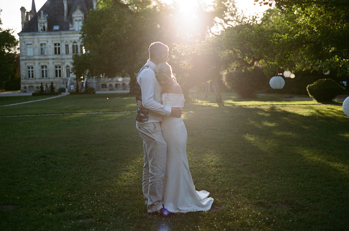 FRANCE WEDDING ON ANALOGUE FILM CHATEAU DE LA VALOUZE 045 FRANCE WEDDING ON ANALOGUE FILM CHATEAU DE LA VALOUZE 045
